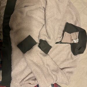 Fabletics sweater